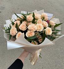 Букет Кремовые розы Латте в Абрау-Дюрсо