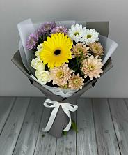 Букет цветов из:  Розы, Герберы и Хризантемы в Абрау-Дюрсо