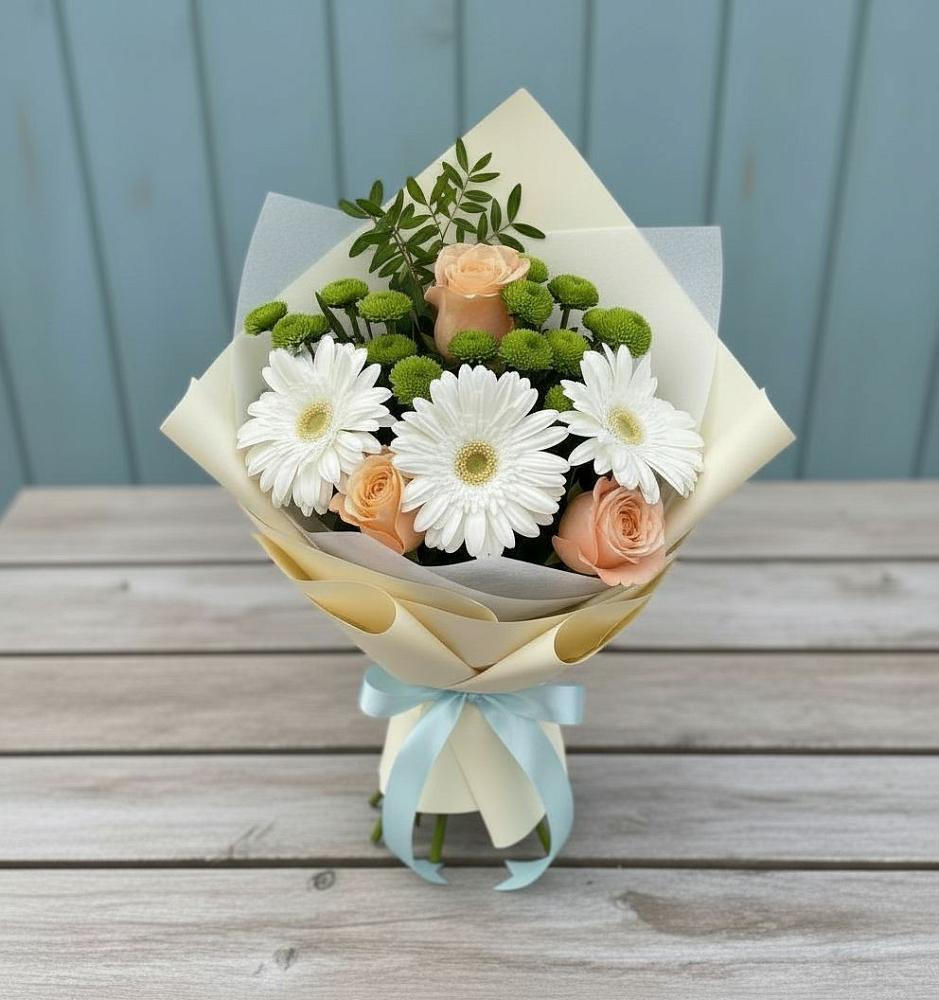 Букет цветов из: Герберы, Розы и Хризантемы в Абрау-Дюрсо