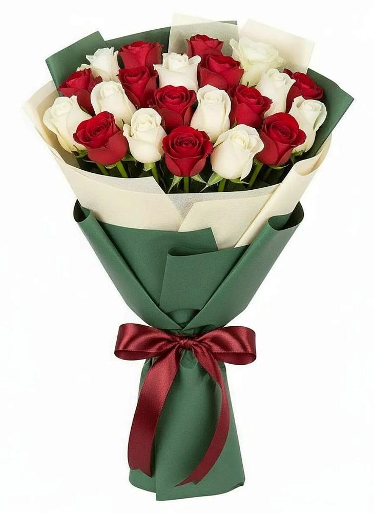 Букет Микс из красных и белых роз в Абрау-Дюрсо