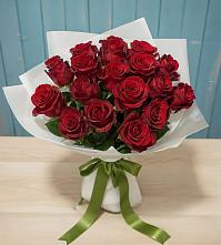 Букет Красные розы в Абрау-Дюрсо