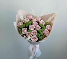 Букет цветов из:  Розы и Хризантемы в Абрау-Дюрсо