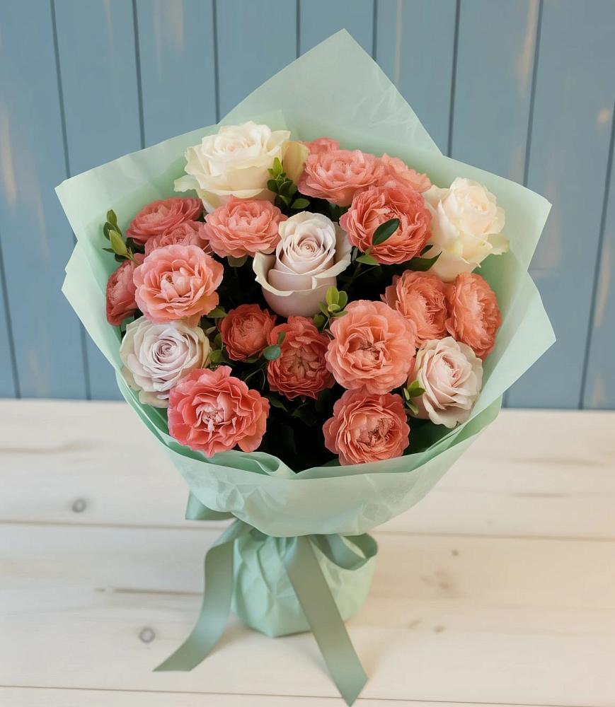 Букет цветов из: Розы в Абрау-Дюрсо