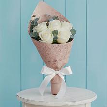 Букет цветов из:  Розы в Абрау-Дюрсо