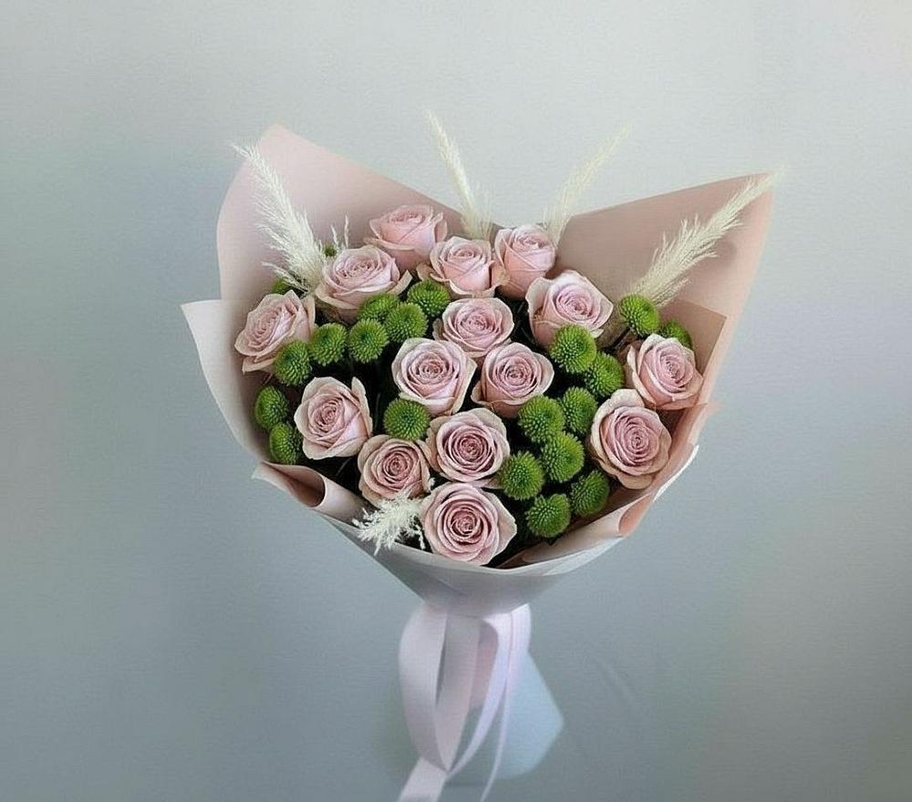 Букет цветов из: Розы и Хризантемы в Абрау-Дюрсо