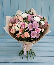 Букет цветов из:  Хризантемы, Розы и Альстромерии в Абрау-Дюрсо