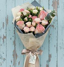 Букет цветов из:  Розы в Абрау-Дюрсо