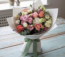 Букет цветов из:  Розы, Лизиантусы и Гвоздики #REPLACE_PRED# Абрау-Дюрсо