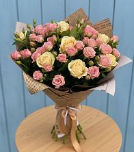Букет цветов из:  Розы в Абрау-Дюрсо
