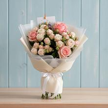 Букет цветов из:  Розы в Абрау-Дюрсо